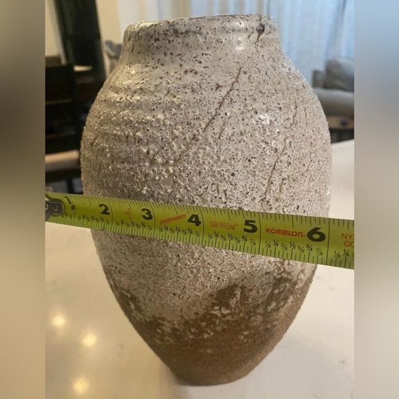 Rough Effect Distressed Texture Ceramic Two-Tone Vase. Wabi-Sabi & Rustic Style - Picture 5 of 6